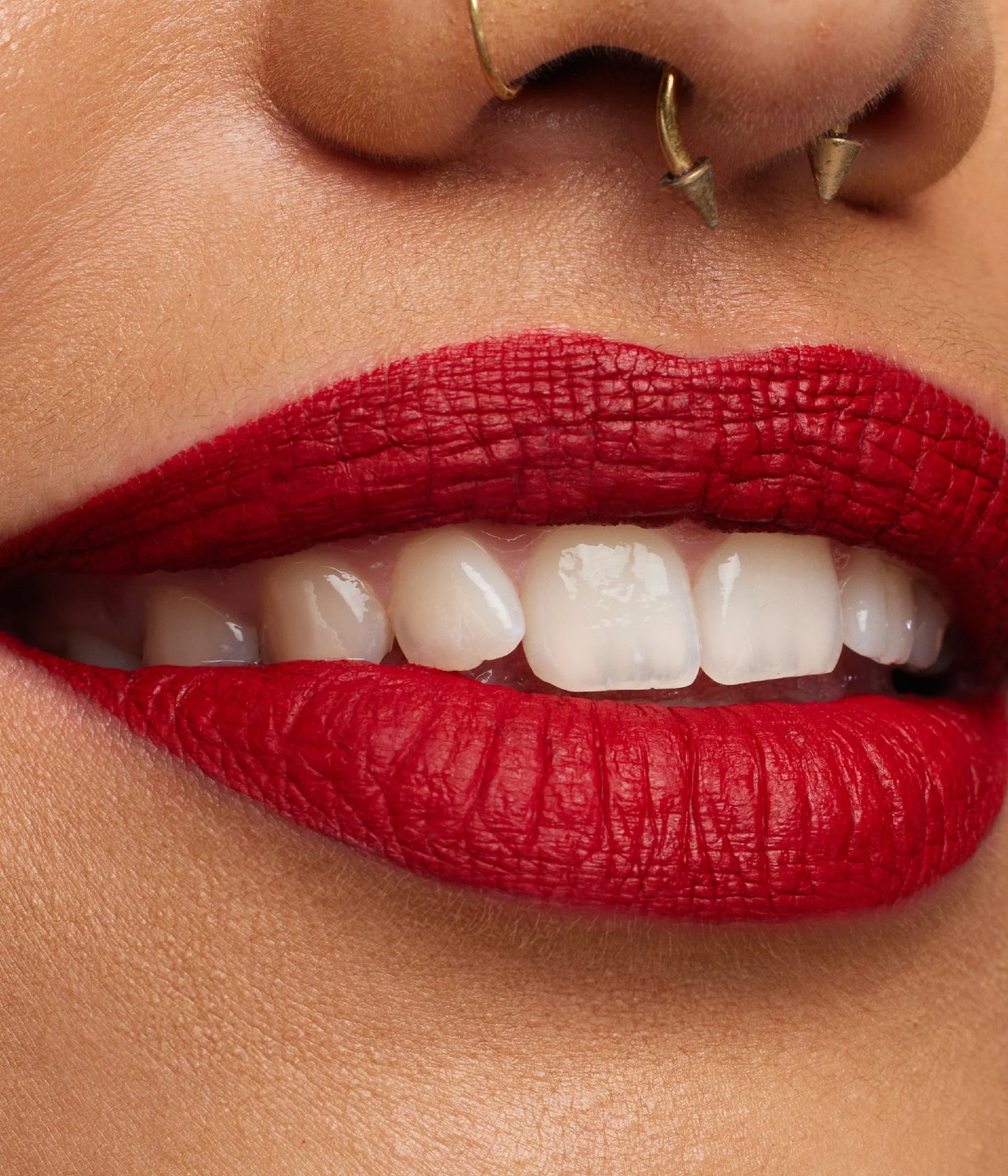 LIQUID MATTE ULTRA-COMFORT TRANSFER-PROOF LIPSTICK - US 6999