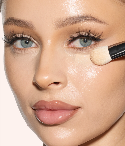 UNDEREYE BUFF BRUSH - US 0228