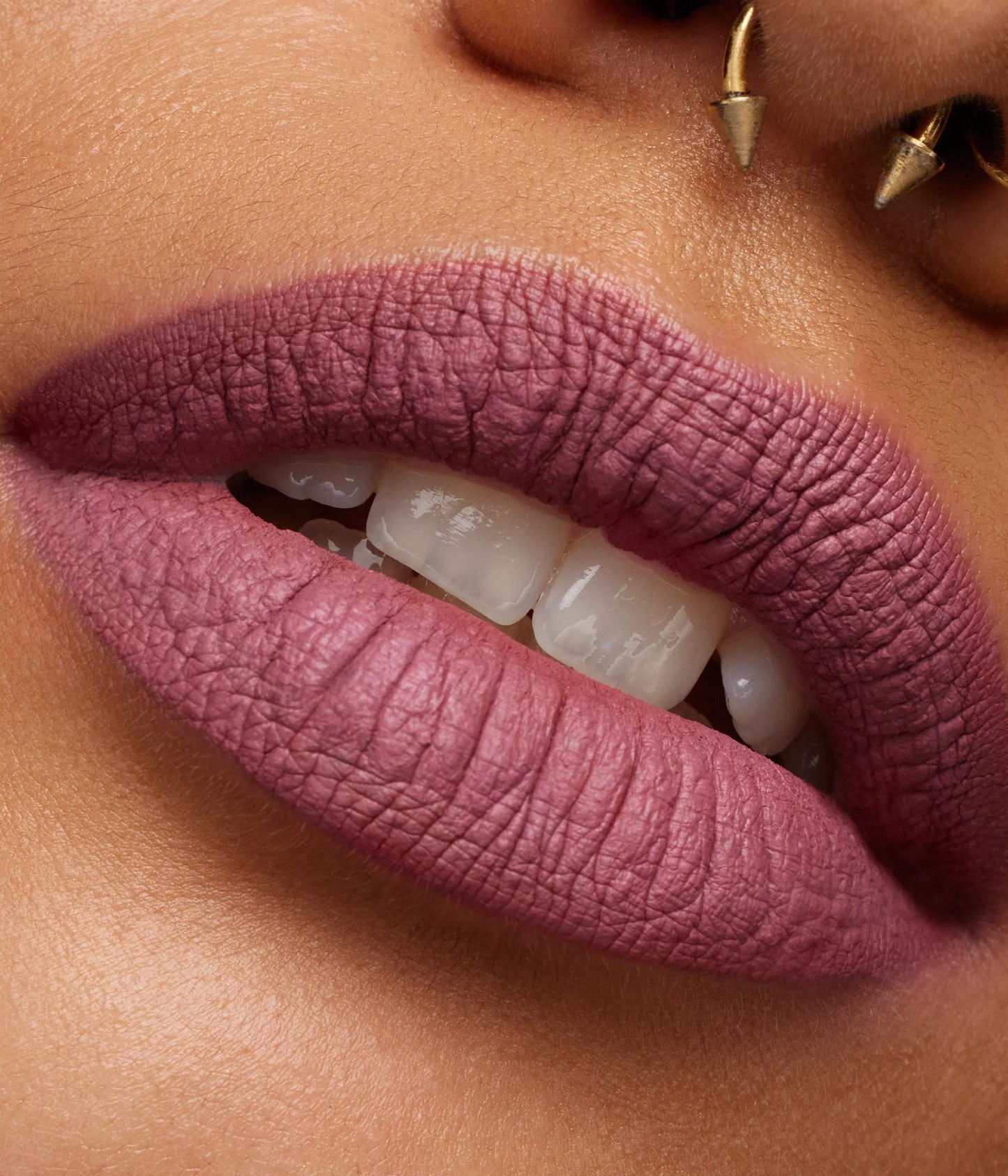 LIQUID MATTE ULTRA-COMFORT TRANSFER-PROOF LIPSTICK - US 0590