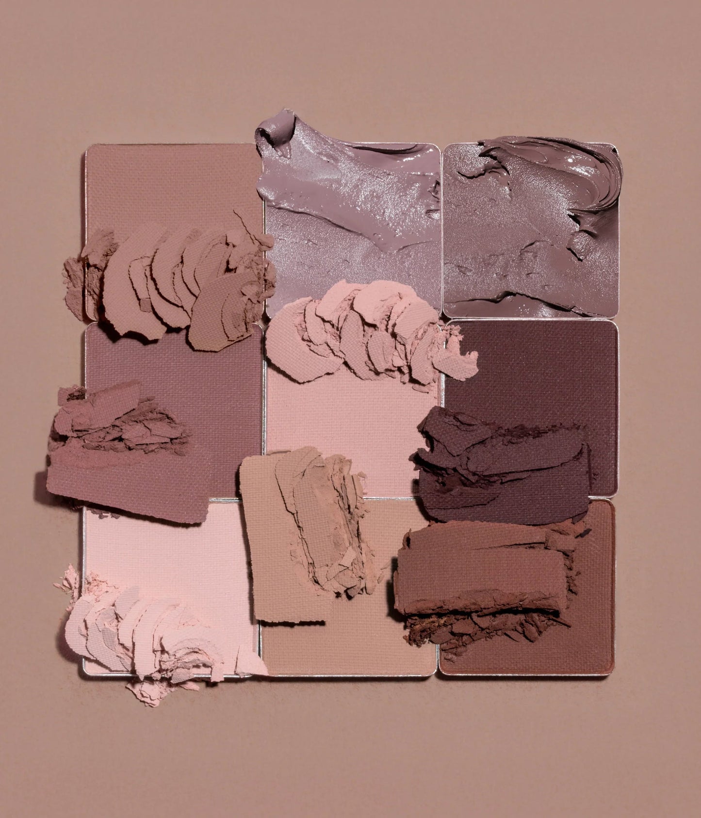 MATTE OBSESSIONS EYESHADOW PALETTE - US 6772